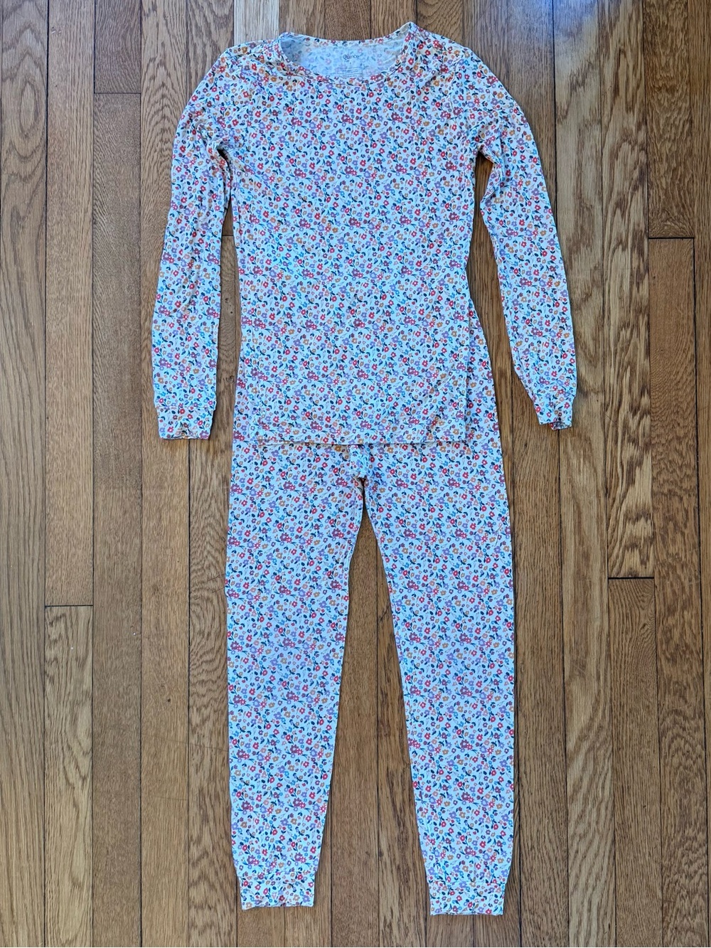 Quince Girls Bamboo Long Sleeve and Pant Pajama Set Size 8 “Ditsy Floral”